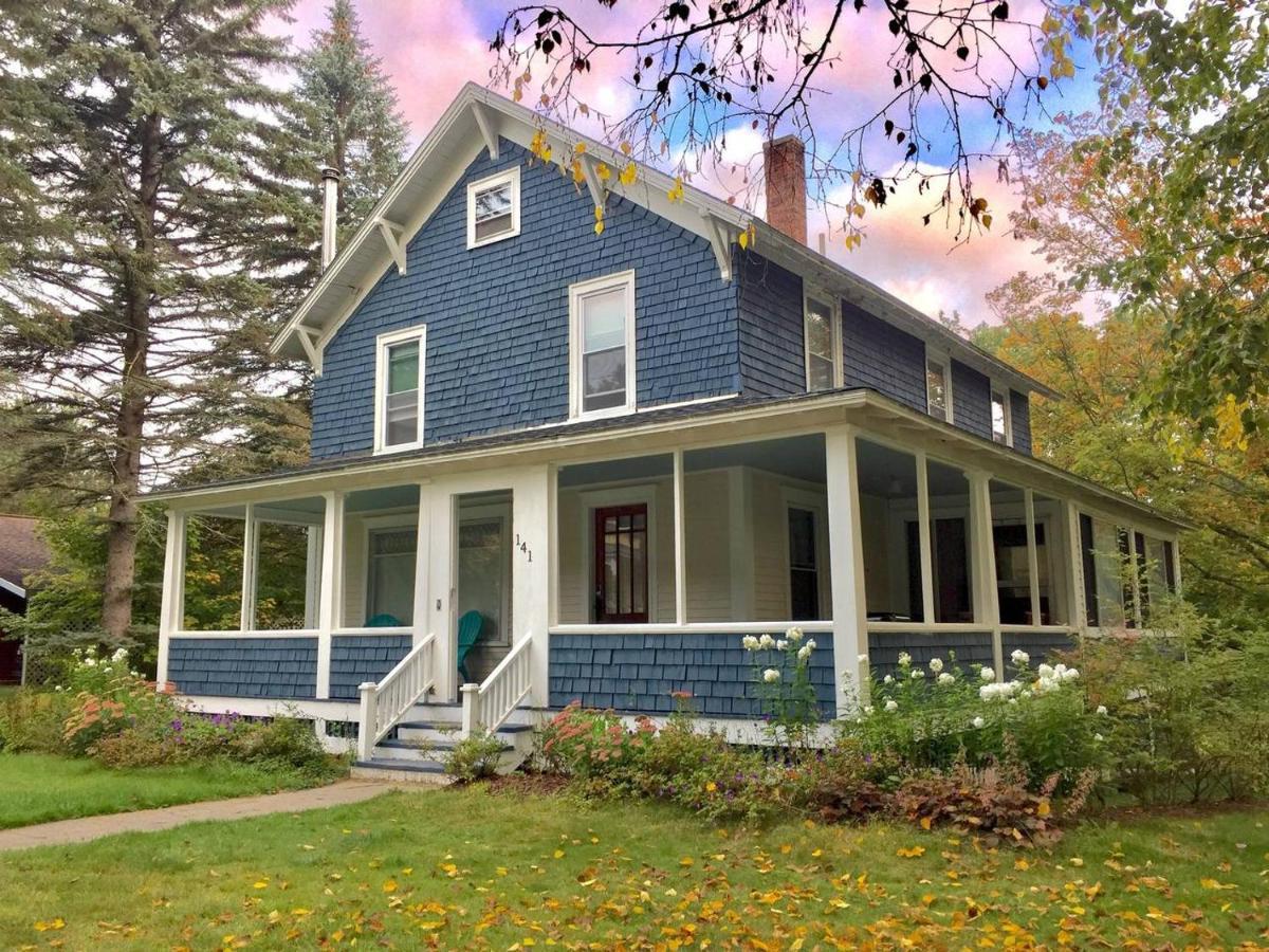 The Craftsman Farmhouse With Modern Flair ベスレヘム エクステリア 写真