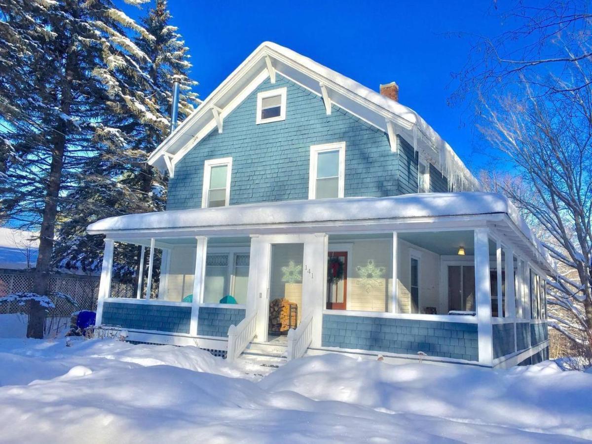 The Craftsman Farmhouse With Modern Flair ベスレヘム エクステリア 写真